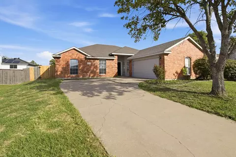 3808 Pennsylvania Ave, Sachse, TX 75048