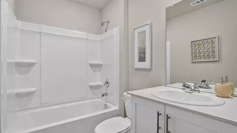 Bath - 2801 Hawk Dr, Denton, TX 76205 photo 3 of 3