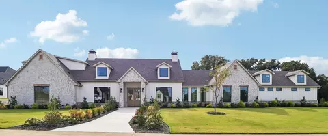 300 Mint Ridge Dr, Burleson, TX 76028