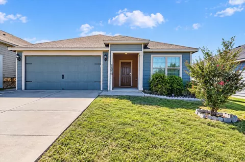 14276 Greenhaw Ln, Dallas, TX 75253