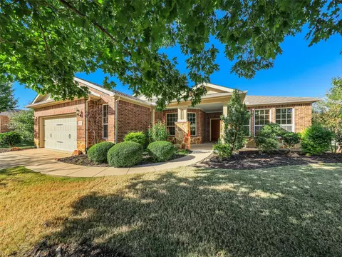 1728 Hacienda Heights Ln, Frisco, TX 75036