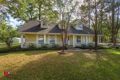 5821 Harper Rd, Keithville, LA 71047