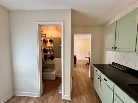 205 E Cardinal St, Ector, TX 75439 photo 8