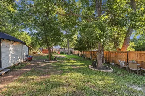 Exterior - 2108 Lyle Ave, Waco, TX 76708 photo 8 of 11