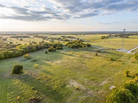 267 County Rd 1650, Chico, TX 76431