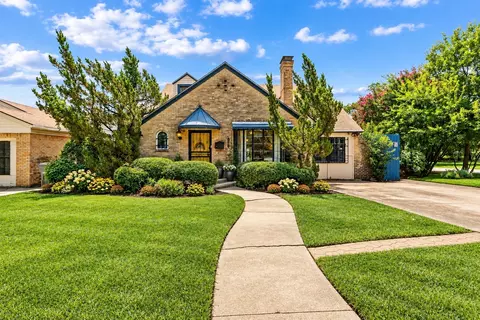 1902 Norfolk Ave, Dallas, TX 75203