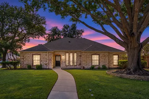 818 Pebblebrook Dr, Allen, TX 75002