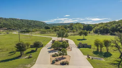 955 Post Oak Rd, Gordon, TX 76453
