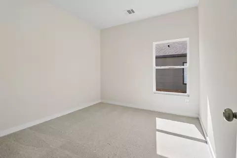 Bedroom - 352 Declan St, Springtown, TX 76082 photo 5 of 12