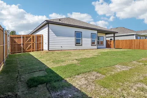 Exterior - 352 Declan St, Springtown, TX 76082 photo 4 of 4