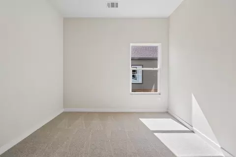 Bedroom - 352 Declan St, Springtown, TX 76082 photo 6 of 12