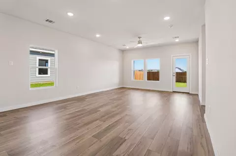 Living - 352 Declan St, Springtown, TX 76082 photo 1 of 8