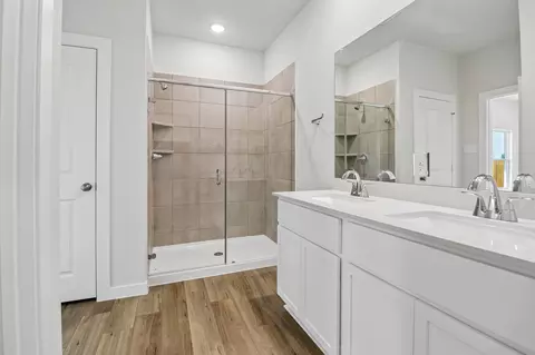 Entry Way - 352 Declan St, Springtown, TX 76082 photo 3 of 3