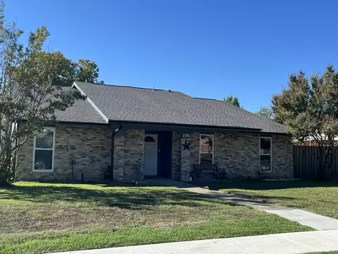 2708 Charter Oak Dr, Plano, TX 75074