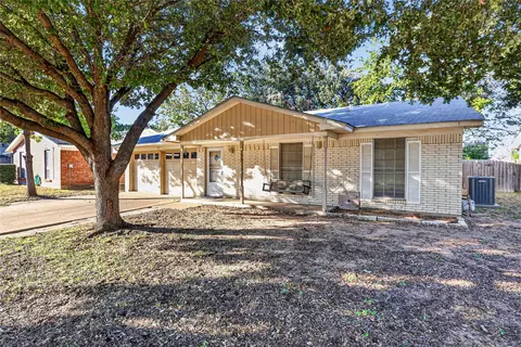 1305 Montclair St, Arlington, TX 76015