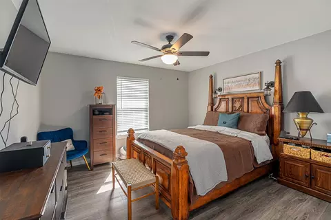 Bedroom - 519 Mae Dr, Mabank, TX 75147 photo 1 of 3