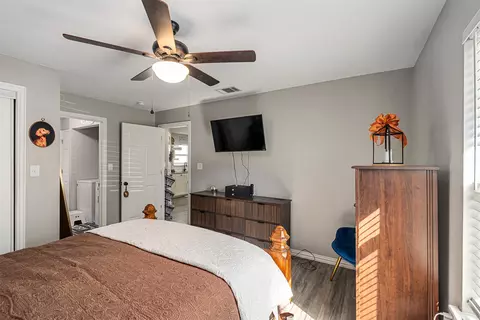 Bedroom - 519 Mae Dr, Mabank, TX 75147 photo 2 of 3