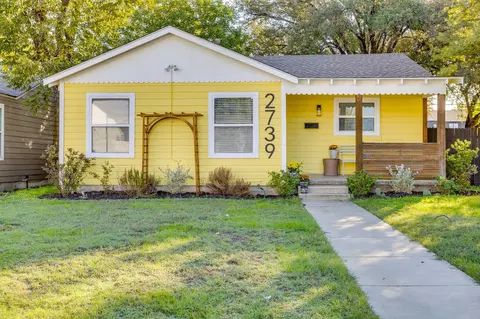 2739 Livingston Ave, Fort Worth, TX 76110