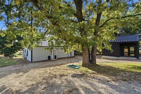 2506 Hawkins Lilly Rd, Weatherford, TX 76085