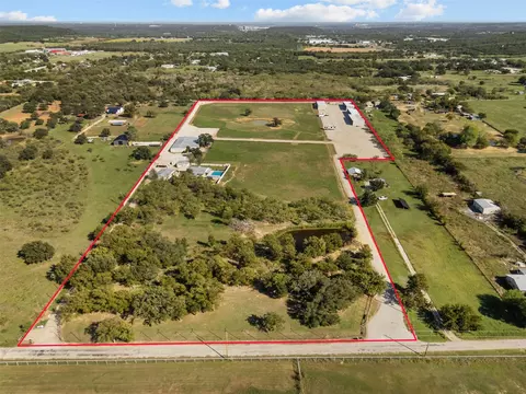 435 Gene Lee Rd, Mineral Wells, TX 76067