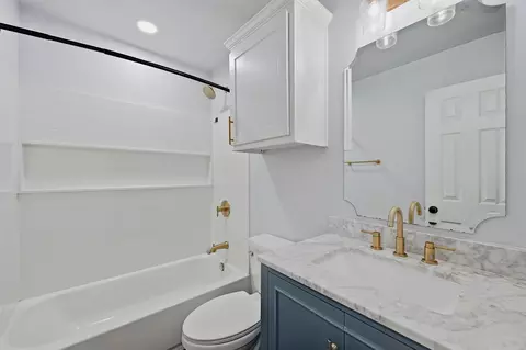 Bath - 106 E Heron St, Denison, TX 75021 photo 1 of 5