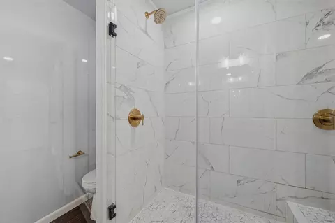 Bath - 106 E Heron St, Denison, TX 75021 photo 3 of 5