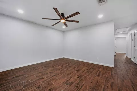 Living - 106 E Heron St, Denison, TX 75021 photo 1 of 3