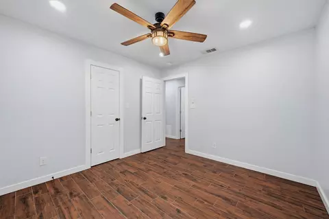 Bedroom - 106 E Heron St, Denison, TX 75021 photo 2 of 7