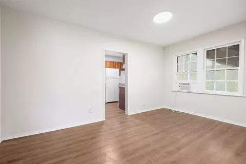Living - 224 W Hull St #101-3, Denison, TX 75020 photo 7 of 8