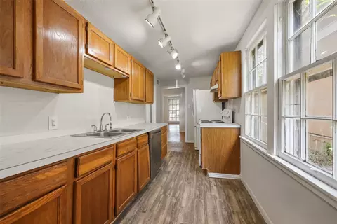 Entry Way - 224 W Hull St #101-3, Denison, TX 75020 photo 1 of 1