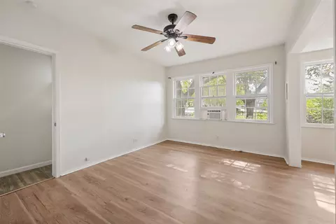 Living - 224 W Hull St #101-3, Denison, TX 75020 photo 8 of 8
