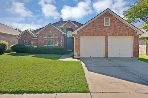 5128 White Sands Dr, Fort Worth, TX 76137