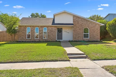 7310 Flameleaf Pl, Dallas, TX 75249