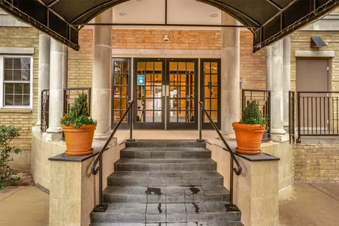 3400 Welborn St #423, Dallas, TX 75219