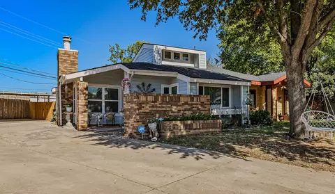 501 Hunters Glen St, Lewisville, TX 75067