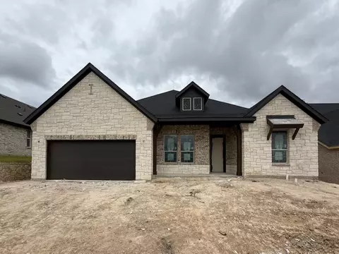 512 Mitchell Blvd, Weatherford, TX 76087