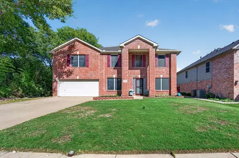 2704 Country Grove Trl, Mansfield, TX 76063