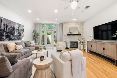 3707 Gilbert Ave #17, Dallas, TX 75219