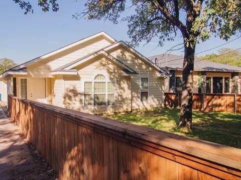1009 Stuart Rd, Denton, TX 76209