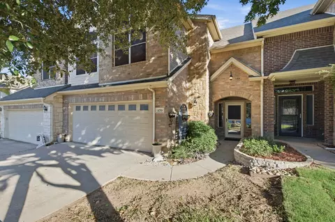 170 Greathouse Vlg, Decatur, TX 76234