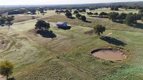 205 Rolling Hills Blvd, Alvord, TX 76225