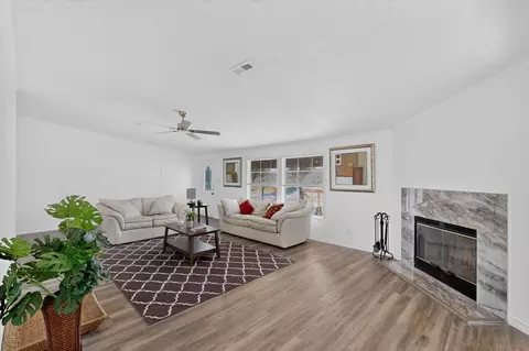 280 Coyote Trl, Rhome, TX 76078
