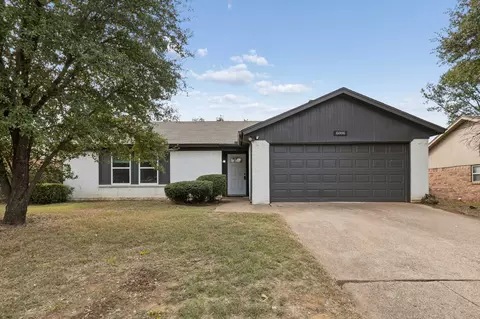 6006 Maple Springs Dr, Arlington, TX 76001