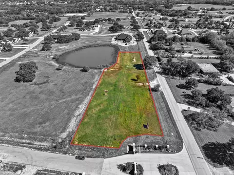 7717 Pickett Ln, Burleson, TX 76028