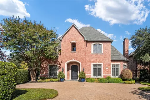 7404 Glen Albens Cir, Dallas, TX 75225