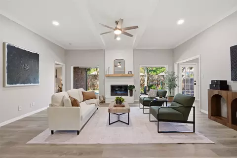 2418 Riverview Dr, Mckinney, TX 75071