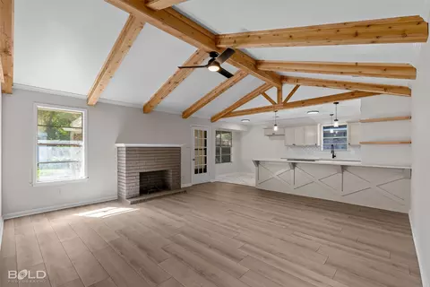 446 Plaza Cir, Bossier City, LA 71111