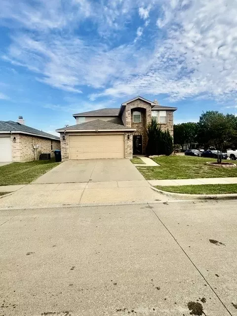 3826 Irish Setter Dr, Fort Worth, TX 76123