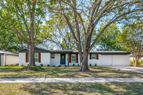 4333 Mackey Dr, North Richland Hills, TX 76180