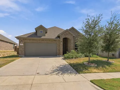 1505 Seabiscuit Dr, Granbury, TX 76049
